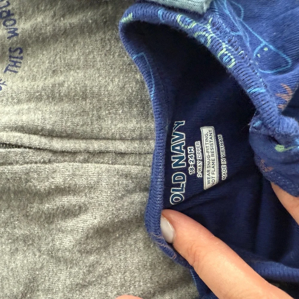 Toddler boy pajama bundle size 18 months and 18-24 months - Picture 6 of 8